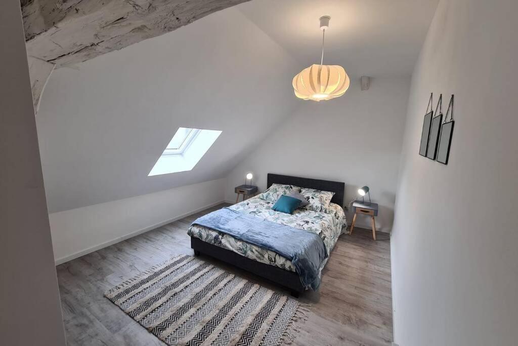 Centre Ville 3 Pieces Envoutant Sous Combles 40M² Joigny Kültér fotó